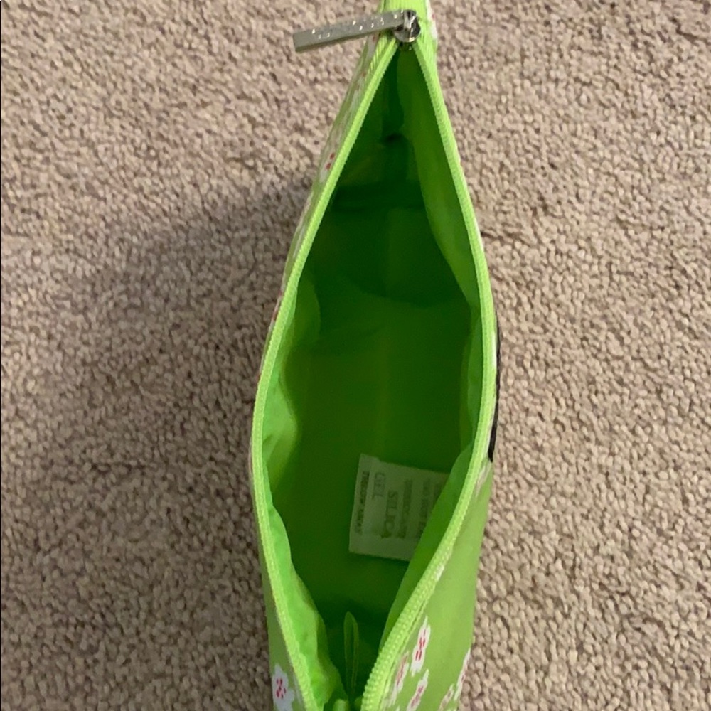 🌸 Marimekko Cosmetic Bag 🌸 - Picture 6 of 11